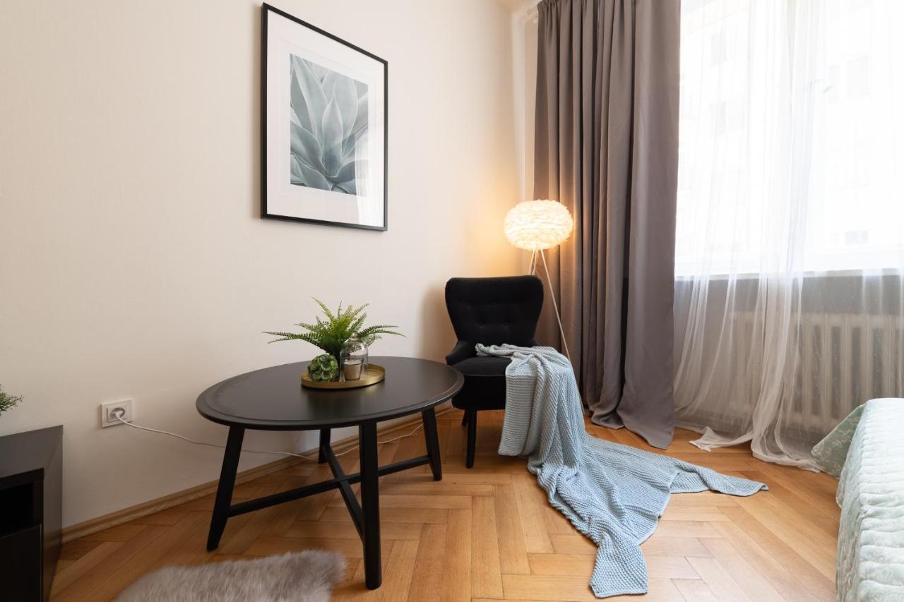 Luxury Apartment In Prime Location Praga Exterior foto